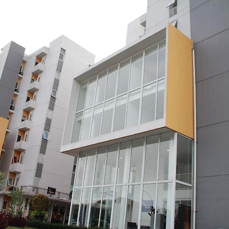 Nature Inn Aeropolis Ar3 Tangerang Exteriér fotografie